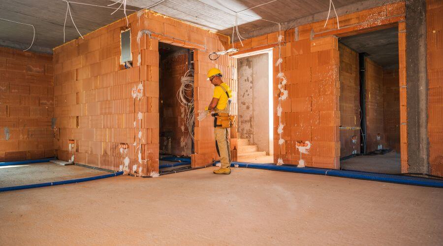 Expert Emergency Roof Repairs services in Reading, MI